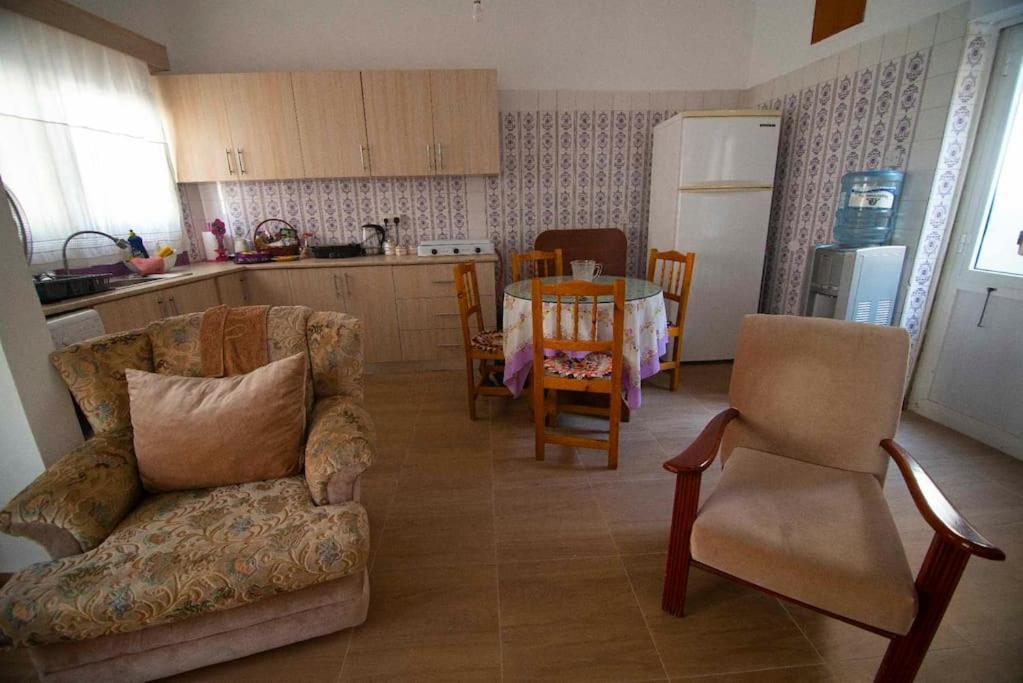 Arsinoe Guest House ฟามากุสต้า ภายนอก รูปภาพ