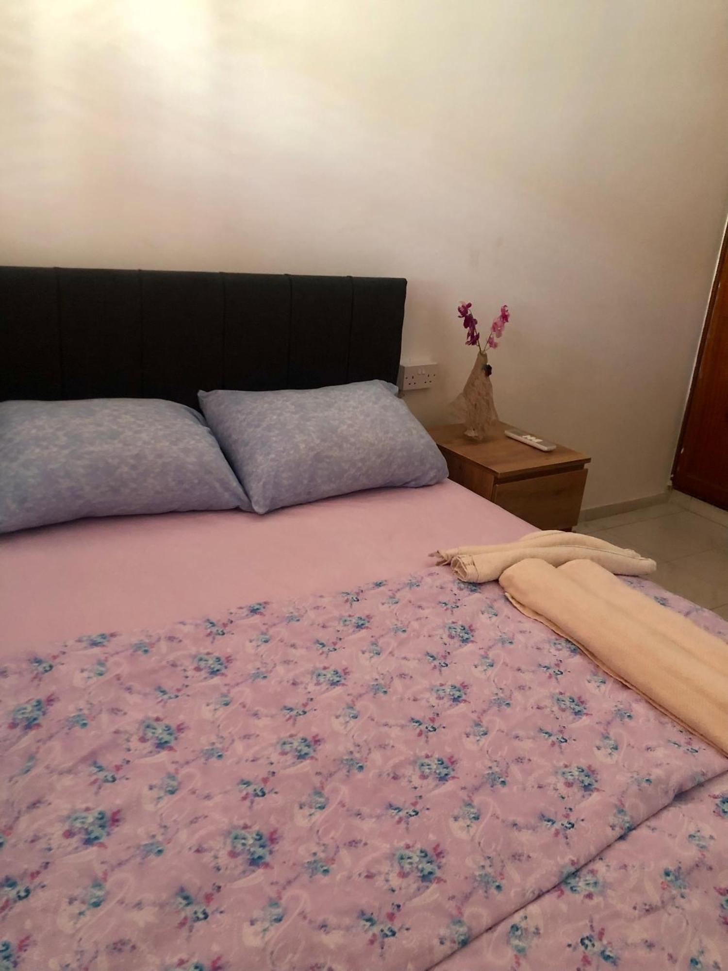 Arsinoe Guest House ฟามากุสต้า ภายนอก รูปภาพ